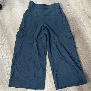 Lululemon Wide-Leg Cargo Pants